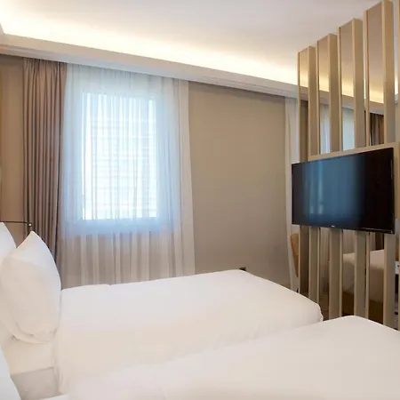 Western Premier Ottoperla Istanbulská provincie