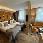 Hotel Western Premier Ottoperla 4*